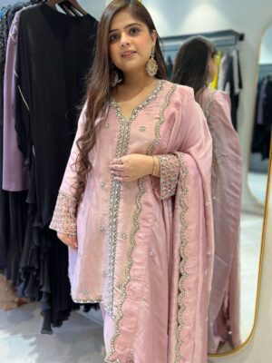 Rosée Embellished Kurta Set